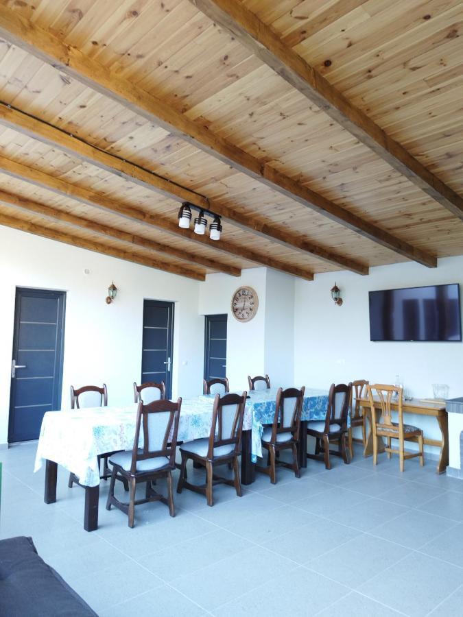 Sighetu Marmaţiei Casa De Langa Padure酒店 外观 照片